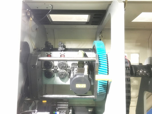 Primavera del CNC del eje de la alta precisión 5 que forma la máquina con la rotación y el hilandero del alambre
